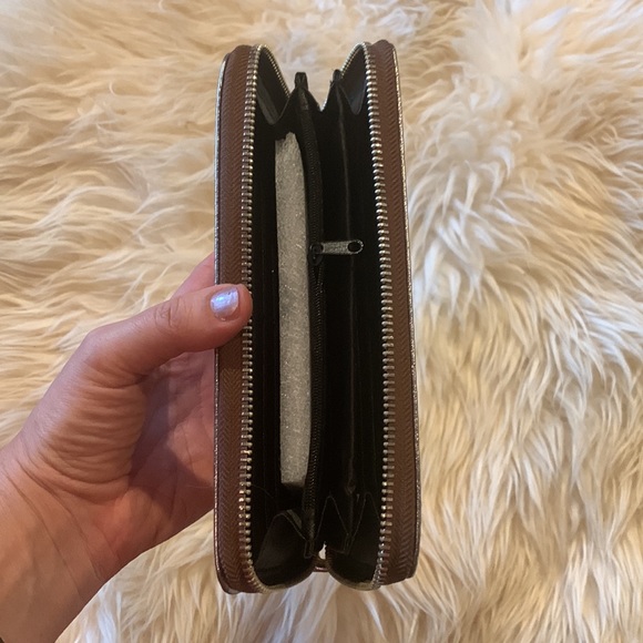 Pewter clutch or wallet for stashing cash cards or cell phone. - Picture 2 of 4